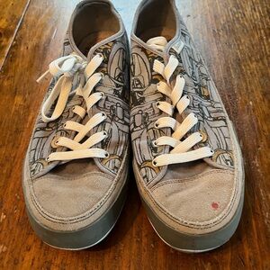 Timberland size 11 design leather sneakers